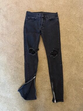Black Zipper Hem Distressed Skinny Jeans